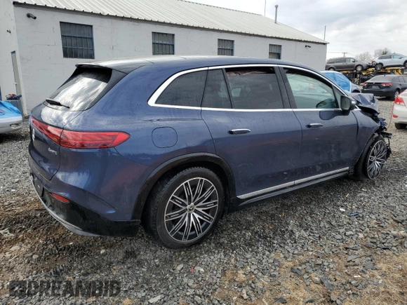2023 Mercedes-Benz EQS 580 z VIN 4JGDM4EB1PA005571, wystawiony jako Copart lot #48388705 z przebiegiem Nie podano mil oraz Szkoda całkowita • Salvage title. Historia ofert i sprzedaży dostępna na DreamBid. Obrazek 3.