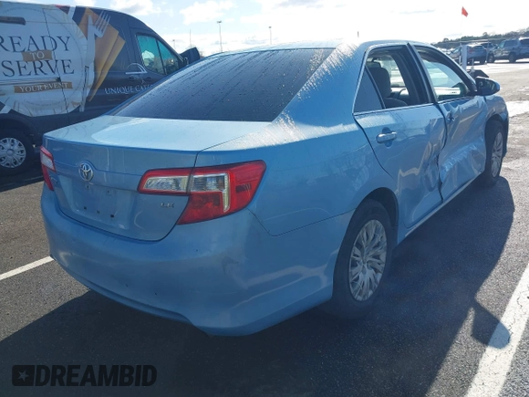 2012 Toyota Camry L with VIN 4T4BF1FK9CR214425, listed as a IAAI auction lot 41986138 with 220,740 mi miles. Bid and sale history available at carsss.com. Image 4.