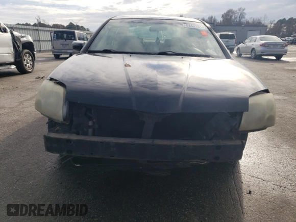 2004 Mitsubishi Galant ES z VIN 4A3AB36F34E141033, wystawiony jako Copart lot #84402814 z przebiegiem 253 403 mil mil oraz Szkoda całkowita • Salvage title. Historia ofert i sprzedaży dostępna na DreamBid. Obrazek 5.