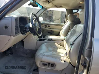 2000 GMC Yukon XL SLT with VIN 3GKFK16T3YG132578, listed as a Copart auction lot 43874005 with 178,895 mi miles and Salvage Title. Bid and sale history available at carsss.com. Image 7.