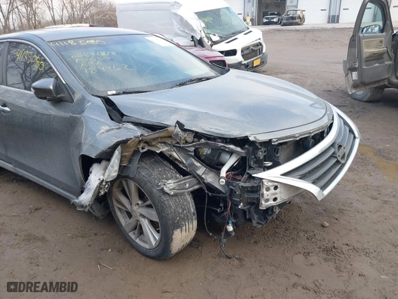 2015 Nissan Altima 2.5 S with VIN 1N4AL3AP4FC184462, listed as a IAAI auction lot 41185080 with 127,660 mi miles. Bid and sale history available at carsss.com. Image 6.