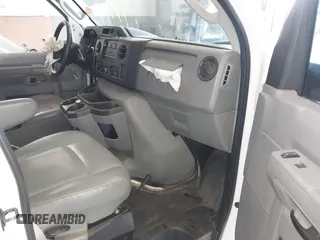 2011 Ford Econoline Cargo Commercial with VIN 1FTNS1EW0BDA60746, listed as a IAAI auction lot 41346661 with 117,363 mi miles. Bid and sale history available at carsss.com. Image 5.