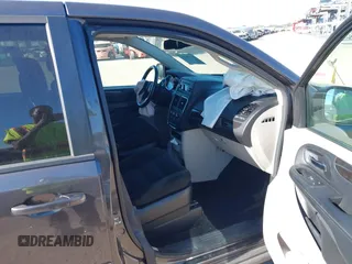 2017 Dodge Grand Caravan SE with VIN 2C4RDGBG6HR567961, listed as a IAAI auction lot 41405790 with 102,437 mi miles and . Bid and sale history available at DreamBid. Image 5.