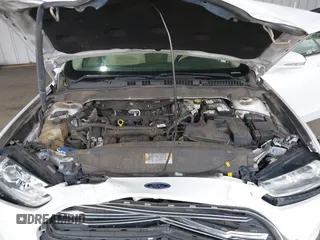 2016 Ford Fusion SE with VIN 3FA6P0H71GR386404, listed as a IAAI auction lot 41974062 with 104,018 mi miles. Bid and sale history available at carsss.com. Image 10.