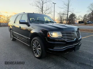 2017 Lincoln Navigator Select z VIN 5LMJJ3JT3HEL09741, wystawiony jako Copart lot #83693154 z przebiegiem 239 740 mil mil oraz Czysty tytuł • Clean title. Historia ofert i sprzedaży dostępna na DreamBid. Obrazek 1.