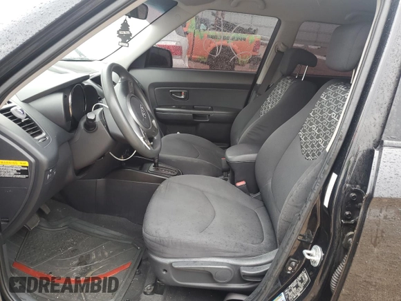 2010 Kia Soul + with VIN KNDJT2A27A7191027, listed as a Copart auction lot 50531714 with 129,680 mi miles and Salvage Title. Bid and sale history available at DreamBid. Image 7.