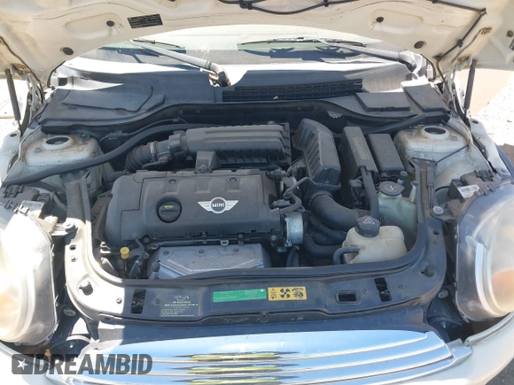 2010 MINI Hardtop with VIN WMWMF3C51ATZ23464, listed as a IAAI auction lot 42710259 with 124,660 mi miles and . Bid and sale history available at DreamBid. Image 10.