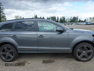 2014 Audi Q7 3.0T S line Prestige with VIN WA1DGAFE9ED005679, listed as a IAAI auction lot 42010534 with 46,235 mi miles. Bid and sale history available at carsss.com. Image 13.