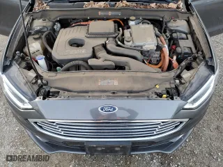 2017 Ford Fusion Energi SE with VIN 3FA6P0PU3HR354658, listed as a Copart auction lot 71824902 with 67,618 mi miles. Bid and sale history available at carsss.com. Image 11.
