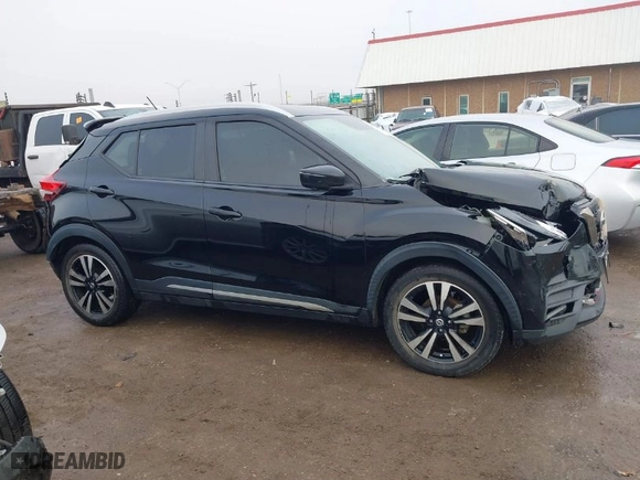 2019 Nissan Kicks S with VIN 3N1CP5CU4KL550153, listed as a IAAI auction lot 41204271 with 129,680 mi miles. Bid and sale history available at carsss.com. Image 13.