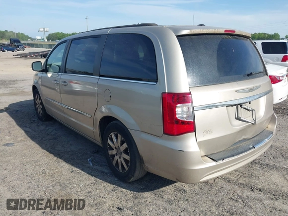 2015 Chrysler Town & Country Touring with VIN 2C4RC1BG7FR583213, listed as a IAAI auction lot 42089075 with 265,629 mi miles. Bid and sale history available at carsss.com. Image 3.
