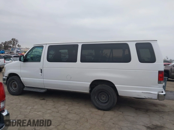 2011 Ford Econoline Passenger XL with VIN 1FBSS3BL9BDB06569, listed as a IAAI auction lot 41902969 with 277,926 mi miles and . Bid and sale history available at DreamBid. Image 14.