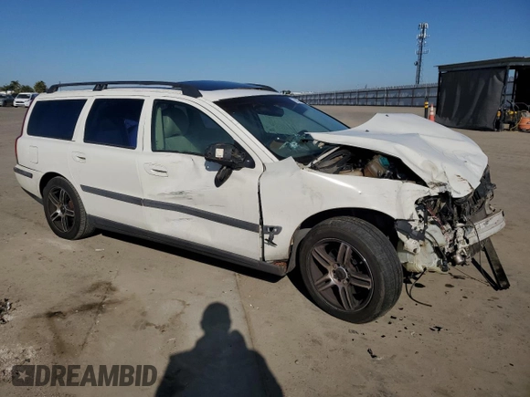 2001 Volvo V70 with VIN YV1SW61RX12091012, listed as a Copart auction lot 88299485 with 159,433 mi miles and Salvage Title. Bid and sale history available at carsss.com. Image 4.