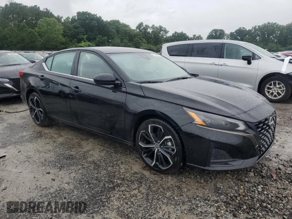 2023 Nissan Altima SR z VIN 1N4BL4CV3PN356993, wystawiony jako Copart lot #58942215 z przebiegiem 59 230 mil mil oraz Czysty tytuł • Clean title. Historia ofert i sprzedaży dostępna na DreamBid. Obrazek 4.