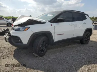 2024 Jeep Compass Trailhawk with VIN 3C4NJDDN5RT579213, listed as a Copart auction lot 50369785 with 5,333 mi miles and Salvage title. Bid and sale history available at DreamBid. Image 1.