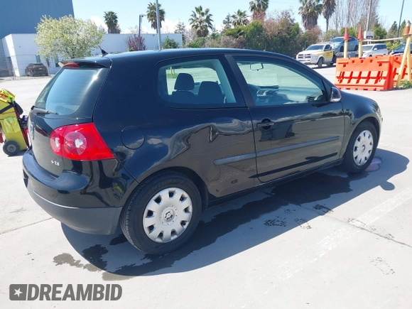 2008 Volkswagen Rabbit S z VIN WVWBA71K68W236885, wystawiony jako IAAI lot #41947747 z przebiegiem 168 428 mil mil oraz . Historia ofert i sprzedaży dostępna na DreamBid. Obrazek 4.