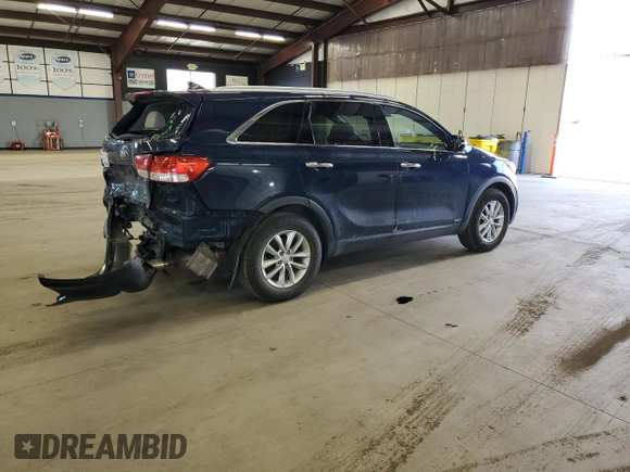 2018 Kia Sorento LX with VIN 5XYPGDA35JG352125, listed as a Copart auction lot 49778945 with 96,332 mi miles and Salvage Title. Bid and sale history available at carsss.com. Image 3.