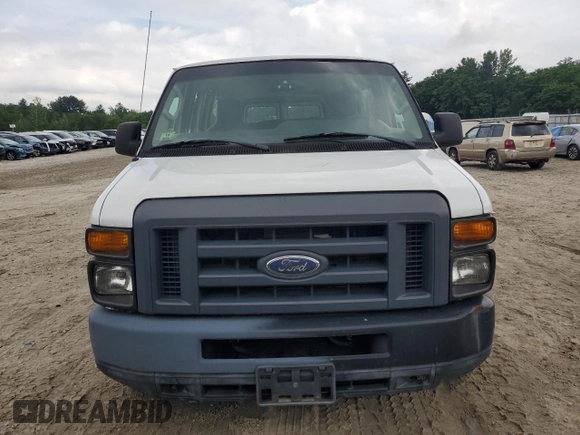 2013 Ford Econoline Passenger XL z VIN 1FBSS3BL4DDB08412, wystawiony jako Copart lot #63999845 z przebiegiem Nie podano mil oraz Czysty tytuł • Clean title. Historia ofert i sprzedaży dostępna na DreamBid. Obrazek 5.