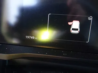 2024 Toyota Land Cruiser z VIN JTEABFAJ2RK013130, wystawiony jako IAAI lot #42002397 z przebiegiem 19 749 mil mil oraz . Historia ofert i sprzedaży dostępna na DreamBid. Obrazek 7.
