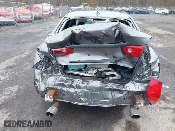 2014 Infiniti Q50 Premium with VIN JN1BV7AR8EM682452, listed as a IAAI auction lot 41848533 with 103,646 mi miles. Bid and sale history available at carsss.com. Image 17.