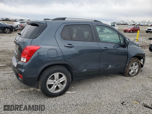 2021 Chevrolet Trax LT with VIN KL7CJPSM8MB373569, listed as a Copart auction lot 45627215 with 55,063 mi miles and Salvage Title. Bid and sale history available at carsss.com. Image 3.