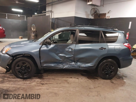 2012 Toyota RAV4 с VIN 2T3BF4DV5CW232243, выставлен на аукционе IAAI как лот 42361748 с пробегом 95 247 миль миль и . История ставок и продаж доступна на DreamBid. Изображение 14.