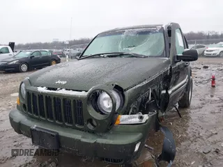 2006 Jeep Liberty Sport with VIN 1J4GL48K86W214625, listed as a IAAI auction lot 41496127 with 142,705 mi miles. Bid and sale history available at carsss.com. Image 2.