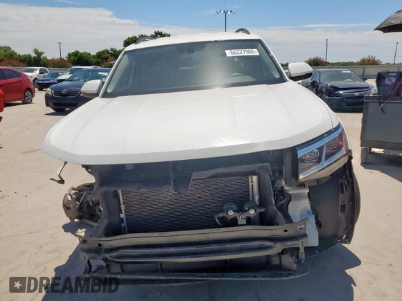 2022 Volkswagen Atlas SE with VIN 1V2WR2CA0NC527217, listed as a Copart auction lot 66227965 with 58,044 mi miles and Salvage title. Bid and sale history available at DreamBid. Image 5.