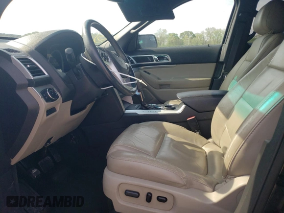 2014 Ford Explorer XLT with VIN 1FM5K7D80EGB33070, listed as a Copart auction lot 52515685 with 163,224 mi miles and Salvage Title. Bid and sale history available at carsss.com. Image 7.