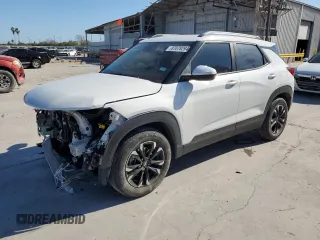 2022 Chevrolet TrailBlazer LT with VIN KL79MPS24NB010817, listed as a Copart auction lot 87078294 with 63,648 mi miles and Salvage Title. Bid and sale history available at carsss.com. Image 1.