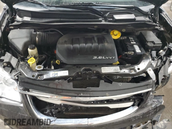 2015 Chrysler Town & Country Touring with VIN 2C4RC1BG4FR755522, listed as a Copart auction lot 49185875 with 109,915 mi miles and Salvage Title. Bid and sale history available at carsss.com. Image 13.