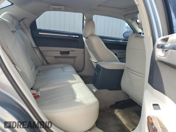 2007 Chrysler 300 C with VIN 2C3KA63H17H872014, listed as a Copart auction lot 58895934 with 99,202 mi miles and Salvage Title. Bid and sale history available at carsss.com. Image 10.