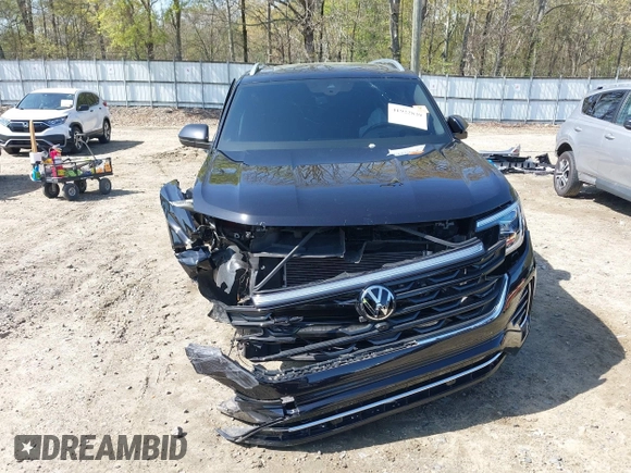2024 Volkswagen Atlas SEL Premium R-Line z VIN 1V2FR2CAXRC524508, wystawiony jako IAAI lot #41922839 z przebiegiem 53 393 mil mil oraz . Historia ofert i sprzedaży dostępna na DreamBid. Obrazek 12.