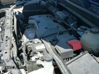 2020 Chevrolet Blazer LT z VIN 3GNKBBRA5LS632474, wystawiony jako IAAI lot #42830543 z przebiegiem 70 209 mil mil oraz . Historia ofert i sprzedaży dostępna na DreamBid. Obrazek 20.