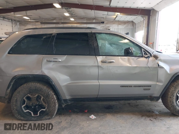 2016 Jeep Grand Cherokee Laredo with VIN 1C4RJFAG6GC366301, listed as a IAAI auction lot 42275011 with 203,133 mi miles and . Bid and sale history available at DreamBid. Image 6.