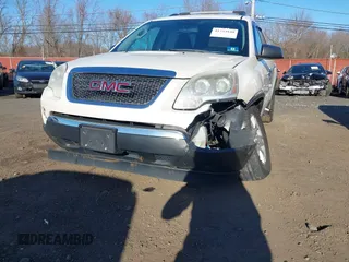 2012 GMC Acadia SLE with VIN 1GKKRPED7CJ202808, listed as a IAAI auction lot 41733840 with 92,550 mi miles. Bid and sale history available at carsss.com. Image 17.