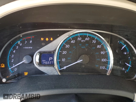 2014 Toyota Sienna XLE with VIN 5TDYK3DCXES470334, listed as a Copart auction lot 49579925 with 146,837 mi miles and Salvage Title. Bid and sale history available at DreamBid. Image 9.