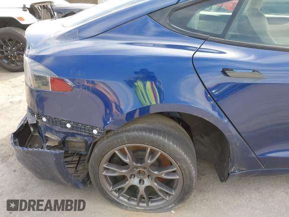 2021 Tesla Model S Long Range with VIN 5YJSA1E51MF442874, listed as a IAAI auction lot 39406495 with 36,127 mi miles and . Bid and sale history available at DreamBid. Image 20.