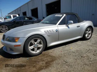 2000 BMW Z3 2.5 z VIN 4USCH9342YLF87401, wystawiony jako Copart lot #53038105 z przebiegiem 133 735 mil mil oraz Szkody całkowita. Historia ofert i sprzedaży dostępna na DreamBid. Obrazek 1.