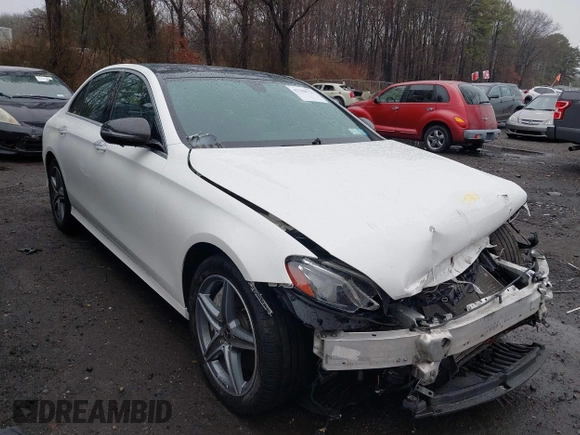2019 Mercedes-Benz E-Class E 300 with VIN WDDZF4KBXKA514520, listed as a IAAI auction lot 41788721 with 71,600 mi miles. Bid and sale history available at carsss.com. Image 1.