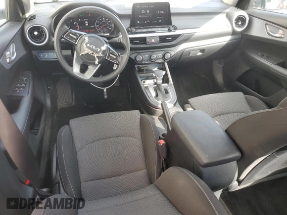 2024 Kia Forte LXS with VIN 3KPF24AD6RE832587, listed as a Copart auction lot 46154835 with 10,880 mi miles and Salvage Title. Bid and sale history available at DreamBid. Image 8.