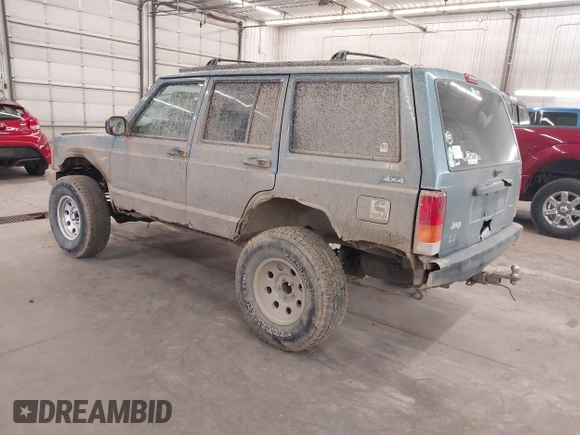 1998 Jeep Cherokee Sport with VIN 1J4FJ68S5WL284937, listed as a IAAI auction lot 41984490 with 259,716 mi miles and . Bid and sale history available at DreamBid. Image 3.