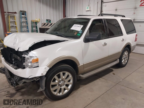 2011 Ford Expedition XLT with VIN 1FMJU1H58BEF02156, listed as a IAAI auction lot 42039020 with 165,042 mi miles and . Bid and sale history available at DreamBid. Image 2.