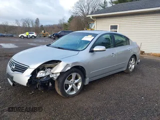 2008 Nissan Altima 3.5 SE with VIN 1N4BL21E88N454376, listed as a IAAI auction lot 41919342 with 243,006 mi miles. Bid and sale history available at carsss.com. Image 18.