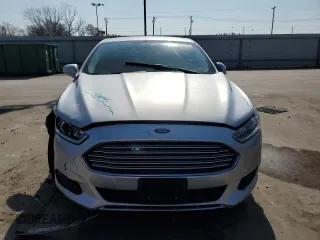 2016 Ford Fusion SE with VIN 3FA6P0H7XGR134795, listed as a Copart auction lot 43694375 with Not Provided miles and Salvage Title. Bid and sale history available at carsss.com. Image 5.
