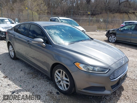 2013 Ford Fusion SE with VIN 3FA6P0H74DR185110, listed as a IAAI auction lot 42046700 with 188,909 mi miles. Bid and sale history available at carsss.com. Image 1.