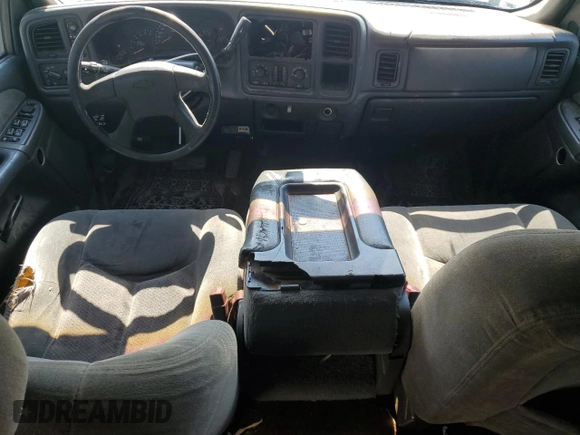 2003 Chevrolet Silverado 1500HD LS z VIN 1GCGK13UX3F239683, wystawiony jako Copart lot #69690574 z przebiegiem 253 887 mil mil oraz Szkoda całkowita • Salvage title. Historia ofert i sprzedaży dostępna na DreamBid. Obrazek 8.