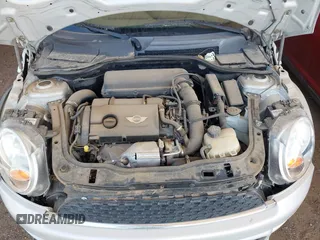 2011 MINI Hardtop S с VIN WMWSV3C56BTY15109, выставлен на аукционе IAAI как лот 42506082 с пробегом 93 443 миль миль и . История ставок и продаж доступна на DreamBid. Изображение 10.