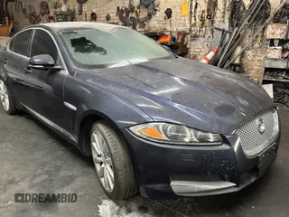 2014 Jaguar XF V6 SC with VIN SAJWJ0EF9E8U26865, listed as a IAAI auction lot 41760608 with 1 mi miles. Bid and sale history available at carsss.com. Image 1.