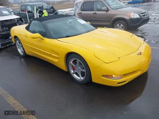 2000 Chevrolet Corvette with VIN 1G1YY32GXY5105305, listed as a IAAI auction lot 41583955 with 102,933 mi miles. Bid and sale history available at carsss.com. Image 1.